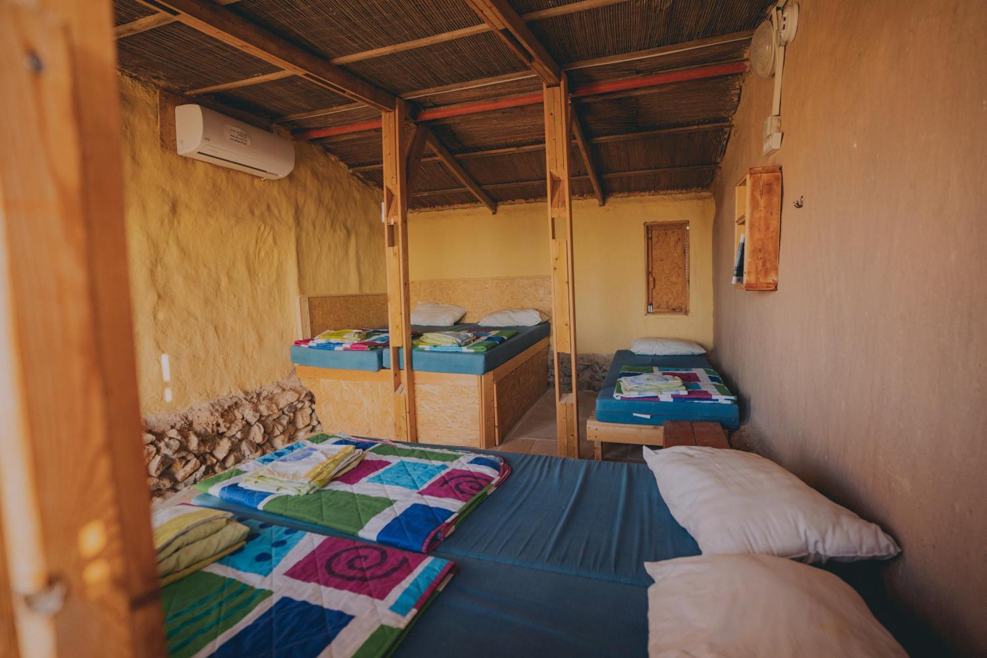 미츠페 라몬 Desert Shade Camp חוות צל מדבר 빌라 객실 사진